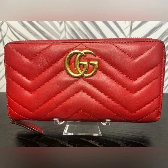 🔥 GUCCI
Calfskin GG Marmont Zip Around Wallet Hibiscus Red - Picture 3 of 14